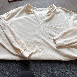 Blu Pepper women’s  Cream V-Neck Thermal waffle knit Pullover with Pocket